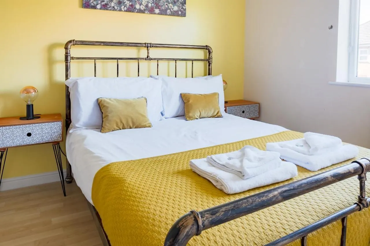 Apartment Um Living Stays - Sleeps 7 Cambridge