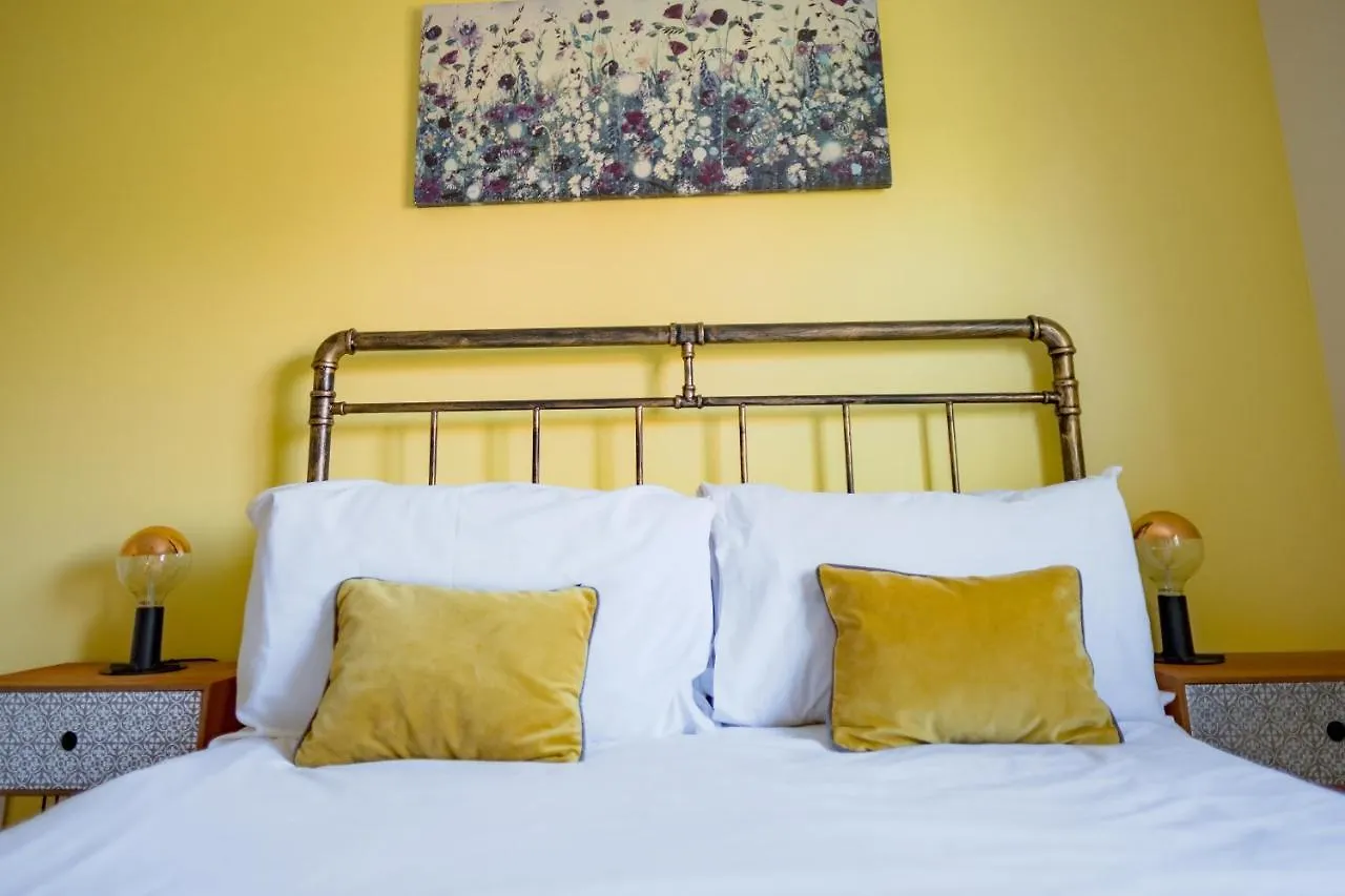 Um Living Stays - Sleeps 7 Cambridge  0*, Cambridge (Cambridgeshire) United Kingdom