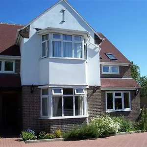 Bed & Breakfast Alington House, CBG