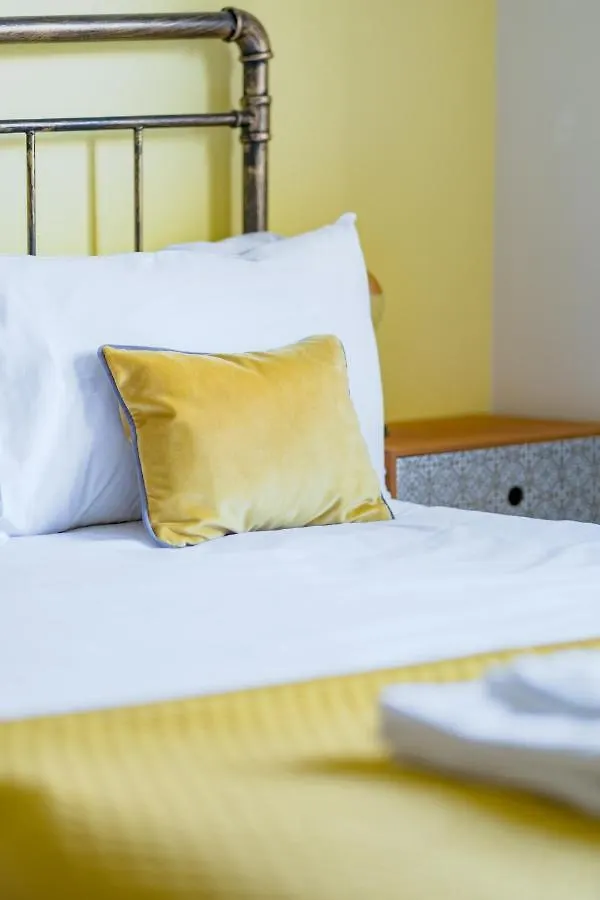 Um Living Stays - Sleeps 7 Κέμπριτζ 0*, CBG