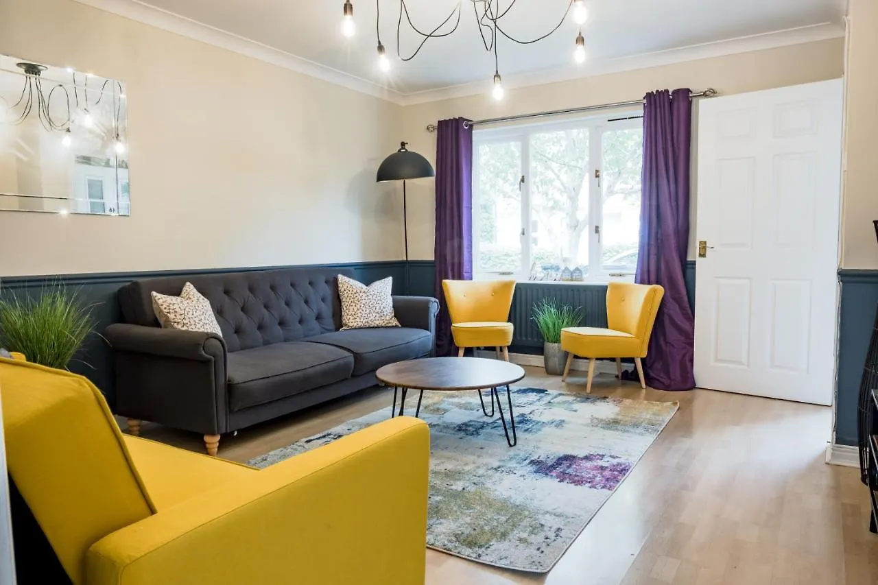 Um Living Stays - Sleeps 7 Κέμπριτζ 0*, CBG Ηνωμένο Βασίλειο